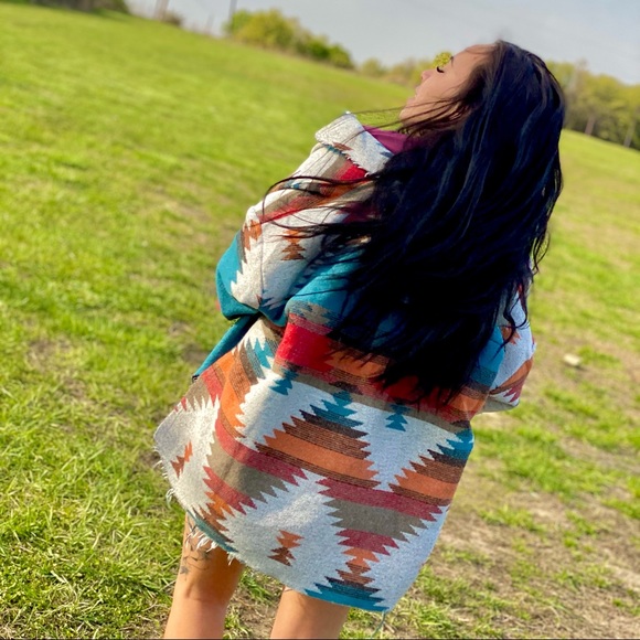 Aztec Button Up - Picture 6 of 13